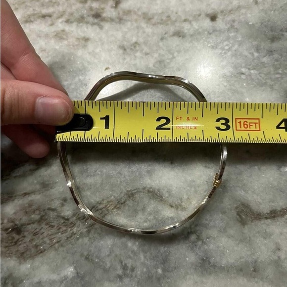 Two tone bangle bracelet - Picture 3 of 4